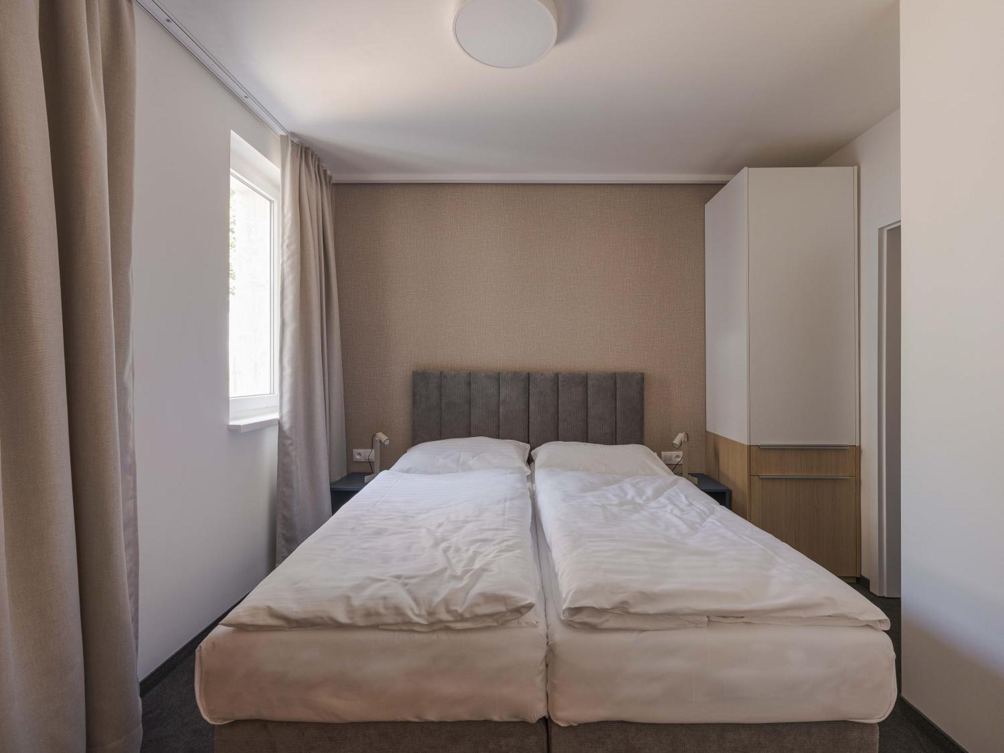 Hotel Taxis Bratislava - New Rooms Экстерьер фото