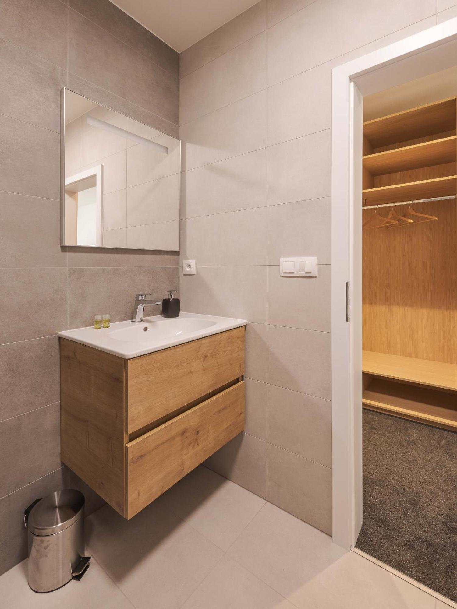 Hotel Taxis Bratislava - New Rooms Экстерьер фото